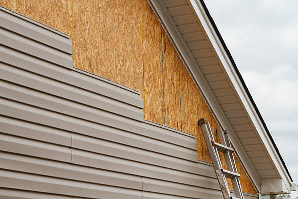 24/7 Emergency Siding experts in North Lawrence, OH